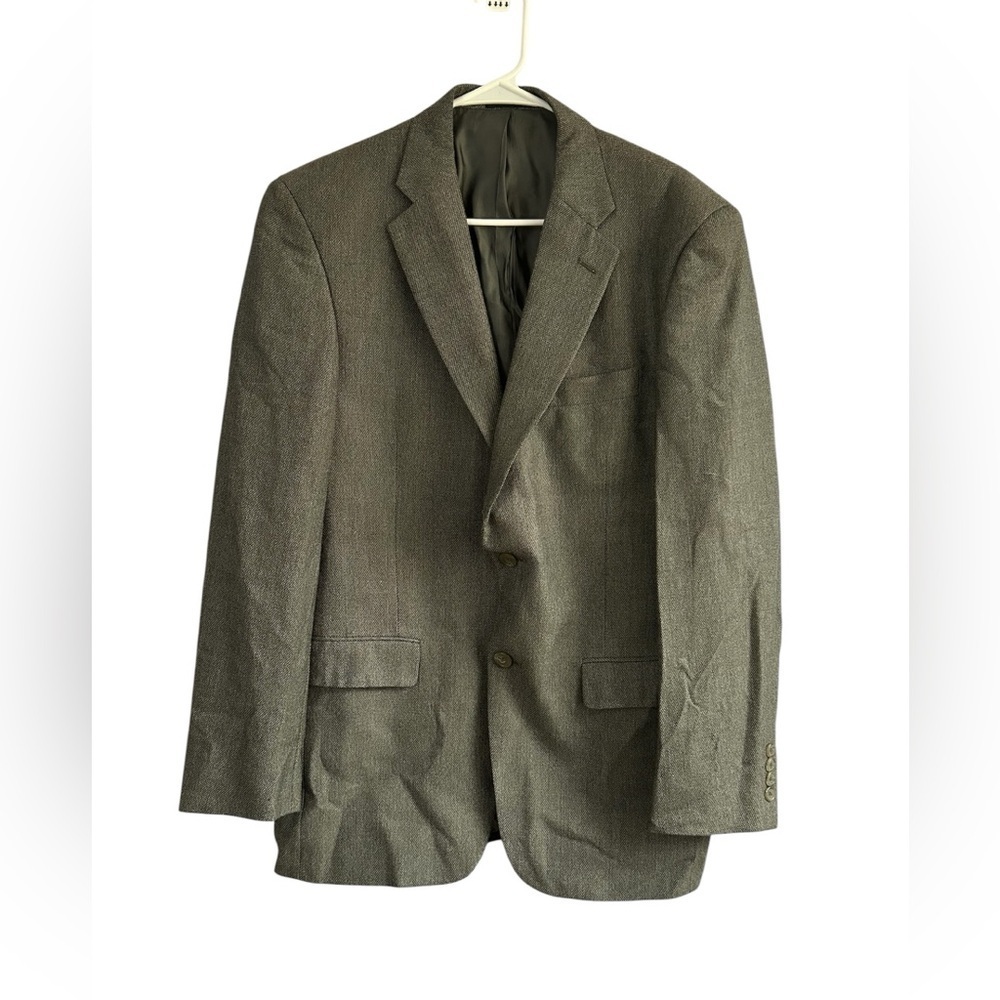 Axcess Grey 2 button men’s blazer •Used • Size: 40R